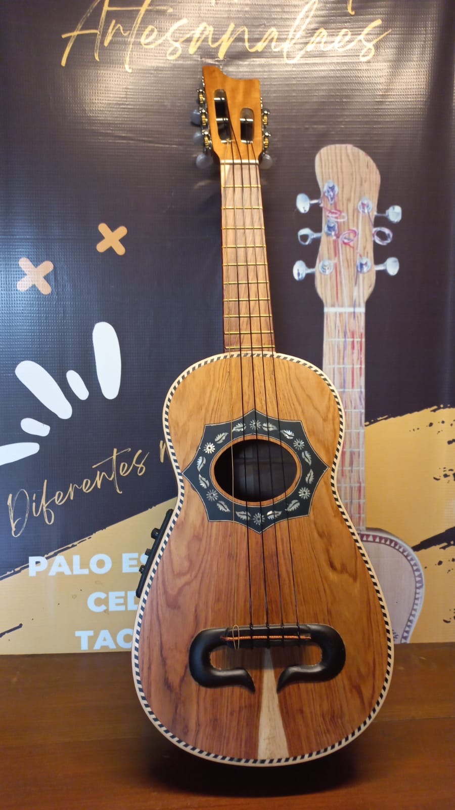 Jarana Huasteca Electroacustica de madera de palo escrito con concha de Abulon con FUNDA Y METODO ( sobre pedido )